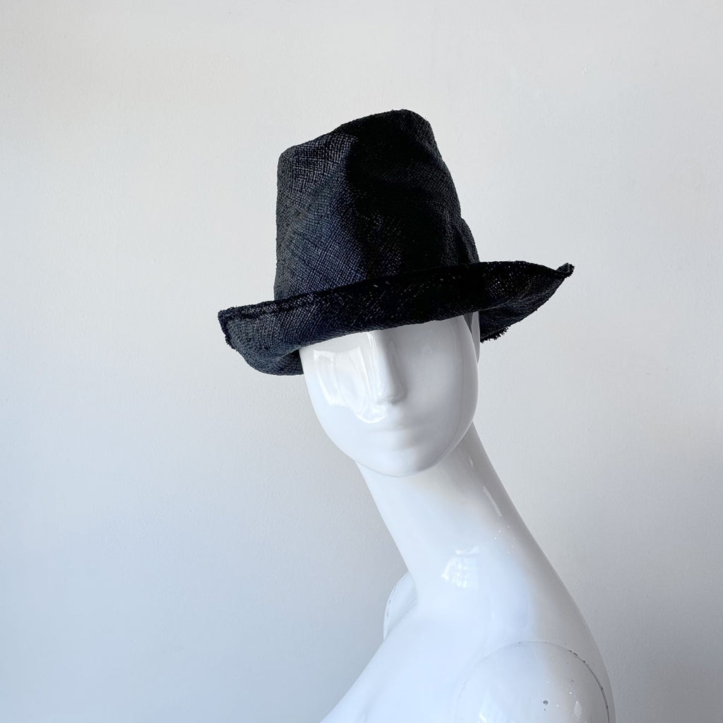 Kenza Bao Straw Hat Black | Italy