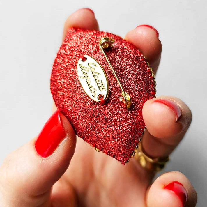 Blind Eye Brooch Red | Céleste Mogador