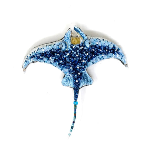 Reef Manta Ray Brooch | Trovelore
