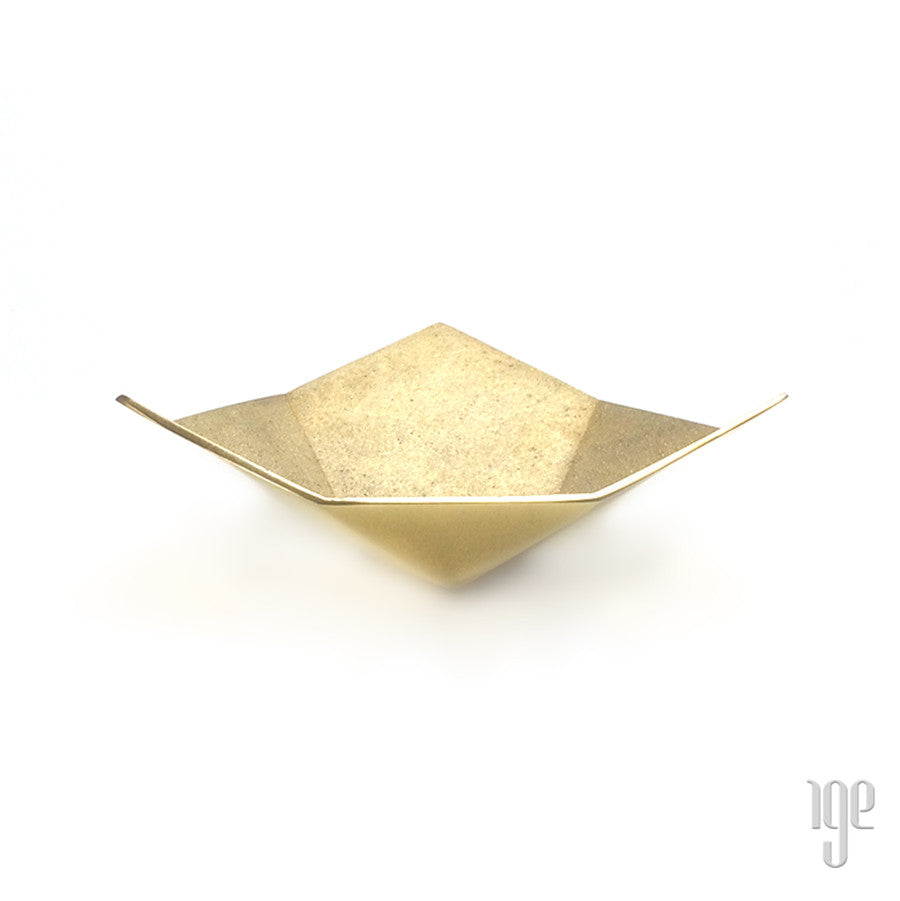 AKMD Brass Origami Bowls (I) - med (II)