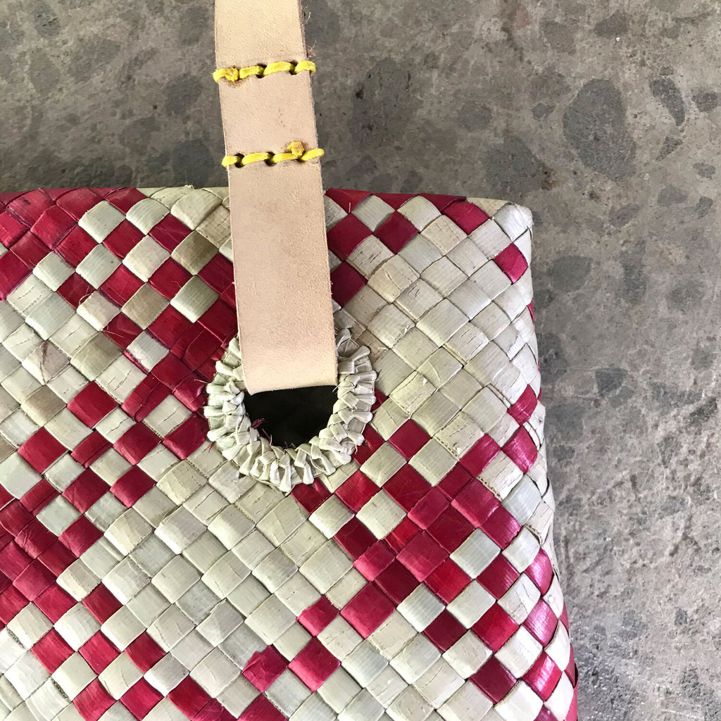 Handwoven Little BAG | Bintang