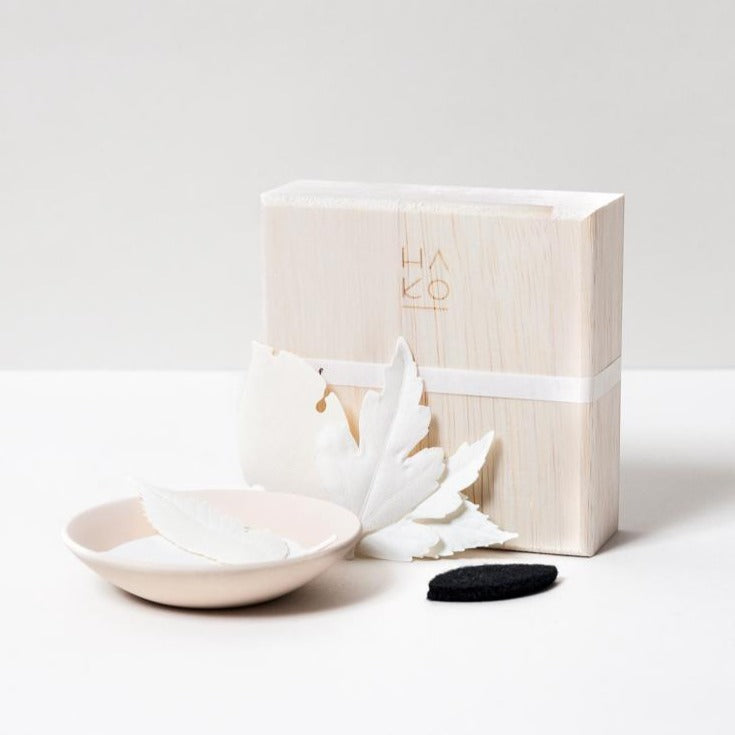 HA KO White Paper Incense - Wooden Box Set of 6 With Incense Dish