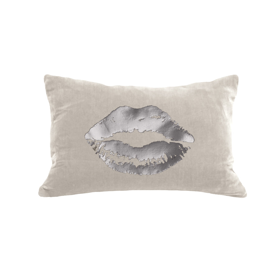 Lips Pillow - cream / gunmetal foil