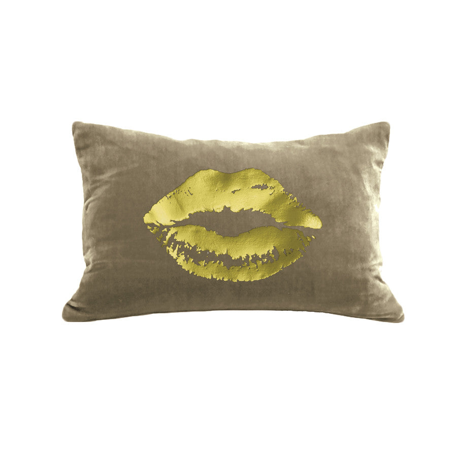 Lips Pillow