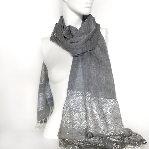 Jamdani Dots & Fringe Scarf