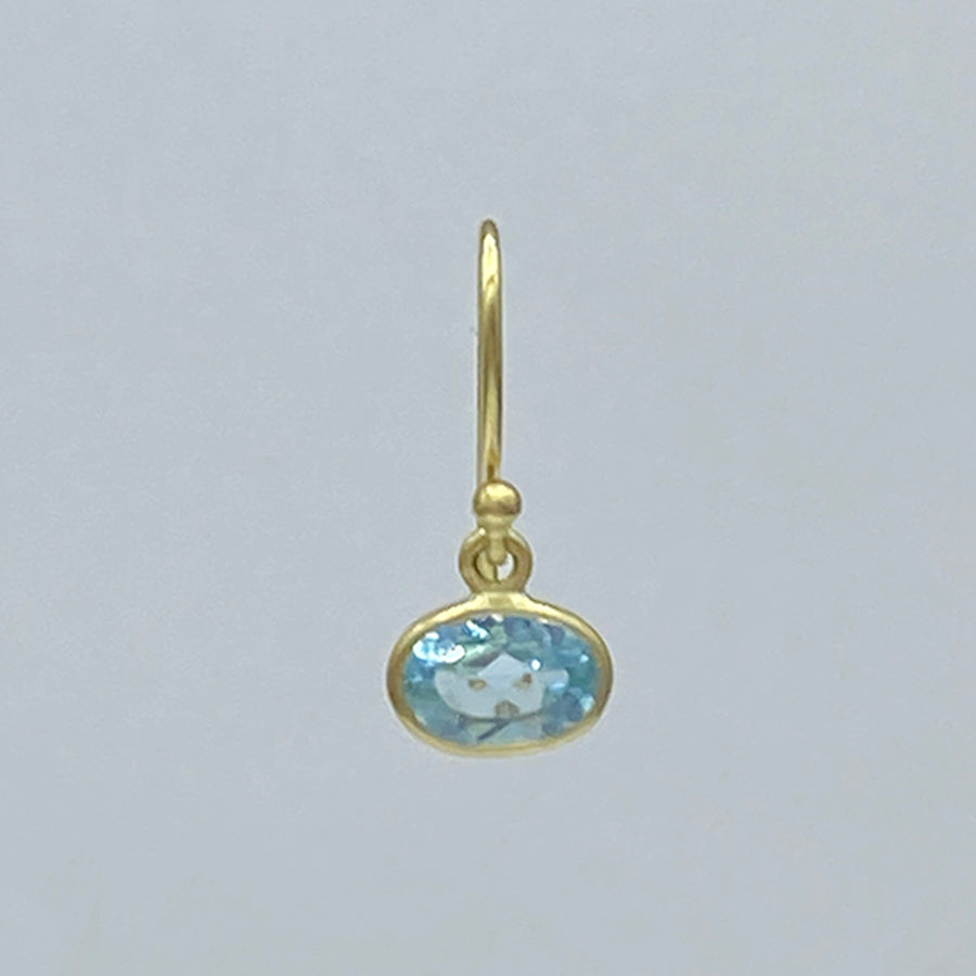 Petite Horizontal Oval Earring | Blue Topaz