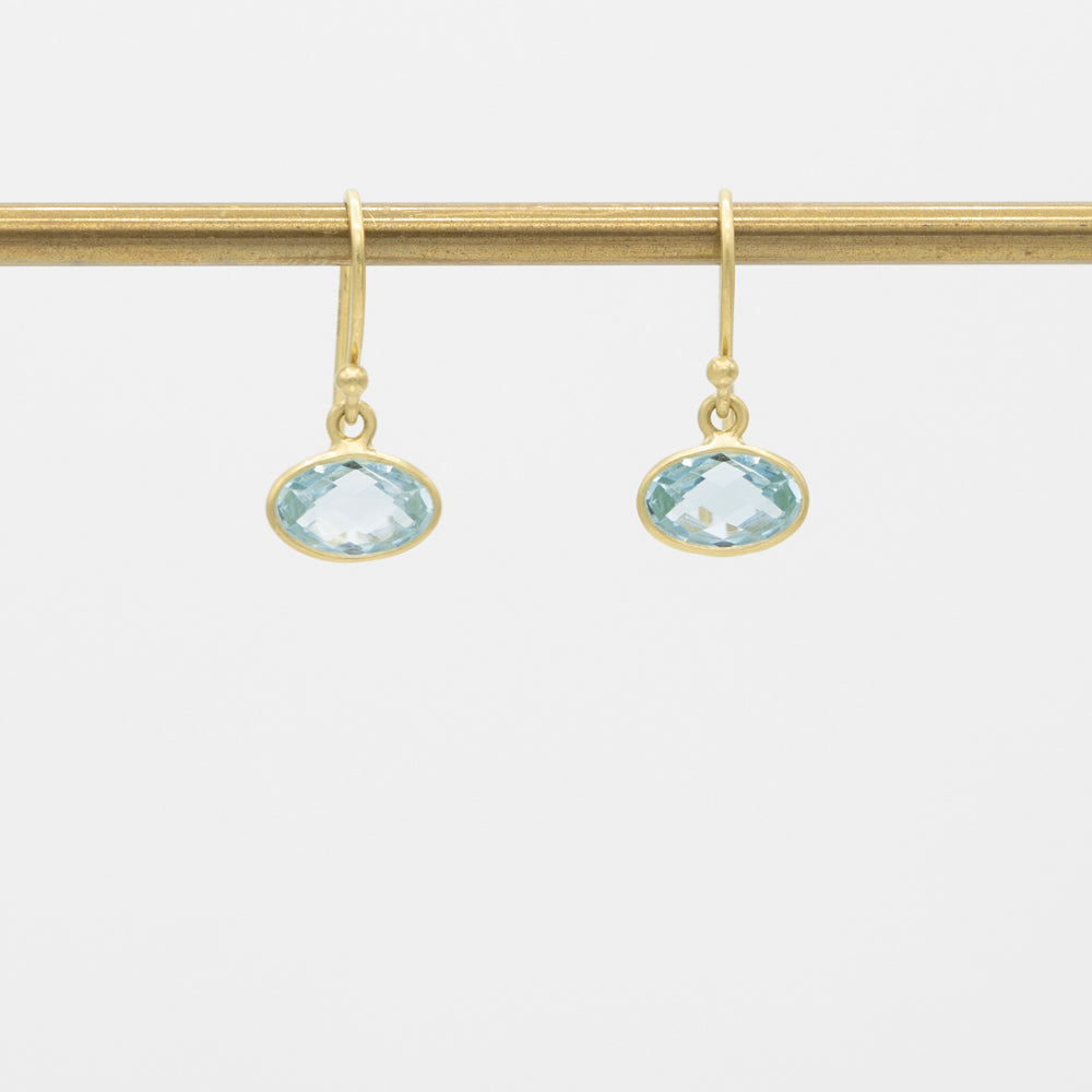 Petite Horizontal Oval Earring | Blue Topaz