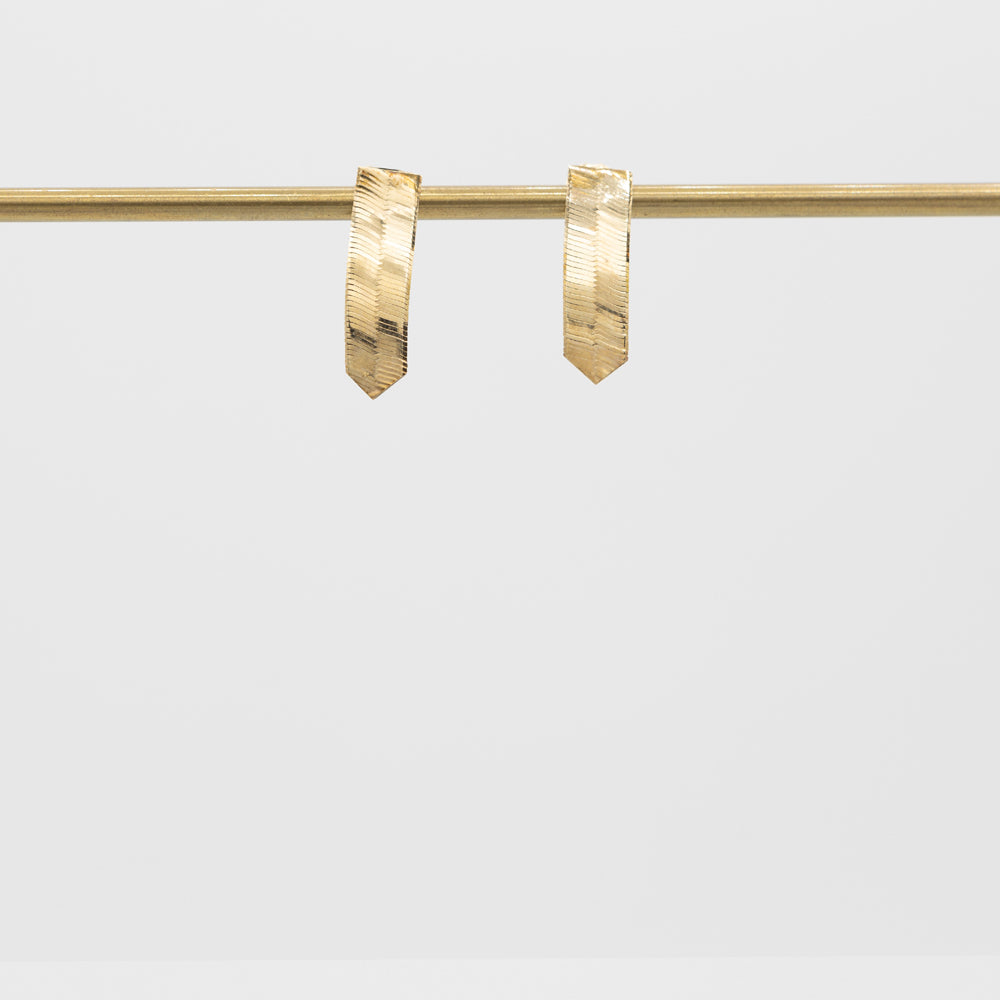 Vintage Gold Herringbone Earrings
